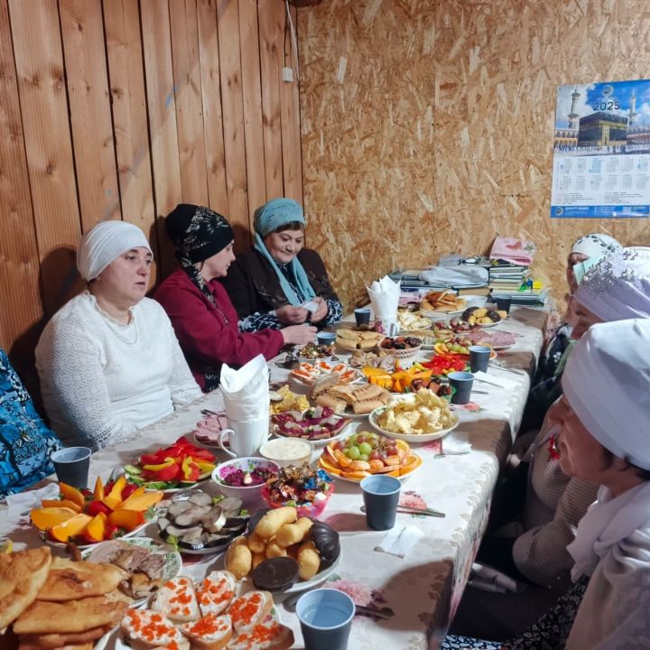 Дәүләки авылы мәчетендә ифтар ашлары уза