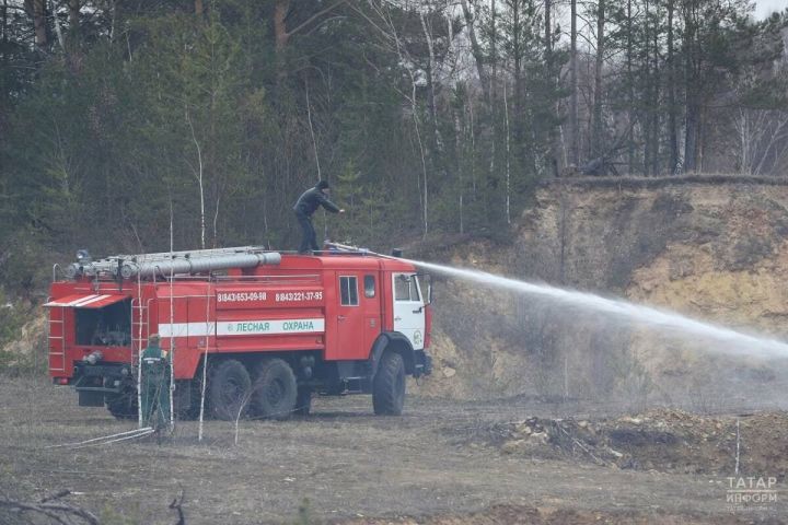 В Татарстане объявили штормовое предупреждение из-за высокой пожарной опасности лесов