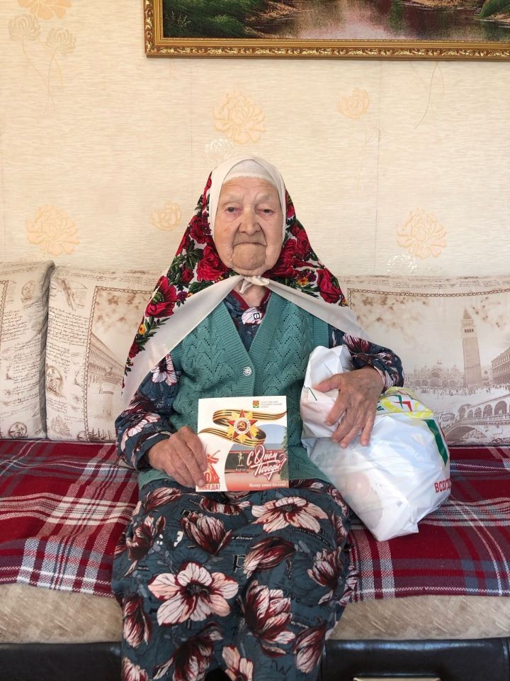 Учащиеся Табар-Черкийской школы поздравили своих односельчан- тружеников тыла с Днем Великой Победы