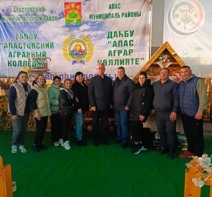 Апаслылар “Осталар шәһәре” ярминкә-күргәзмәсендә катнашты