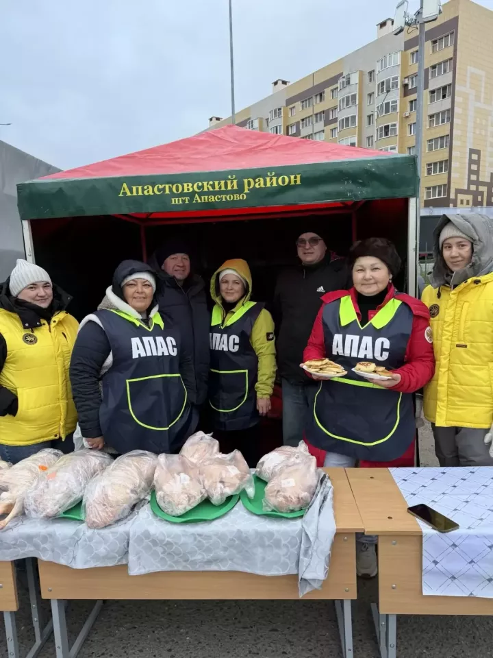 Апаслылар кабат көзге ярминкәдә