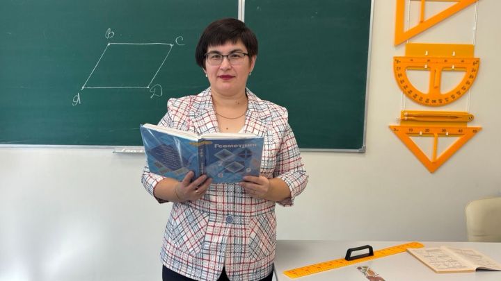 Гүзәл Мөхәммәтшина: Математика серләрен балалар күңеленә салучы