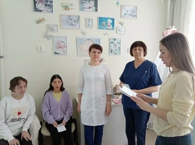 Апаста булачак әниләр белән очрашу узды