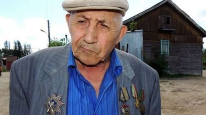 Апаслылар Әсгать Галимҗанов белән горурланып яши