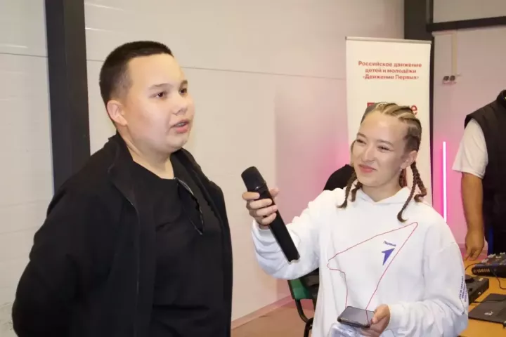 В Апастово реализуется серия семейно- подростковых дискотек «БиЮ»