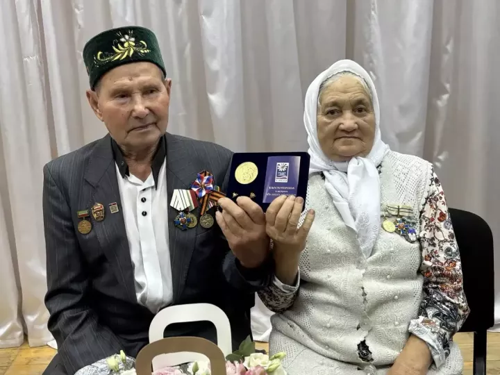 Гөлирам һәм Наил Нигъмәтҗановлар гаиләсе “Мәхәббәт һәм тугрылык өчен” медаленә лаек булды