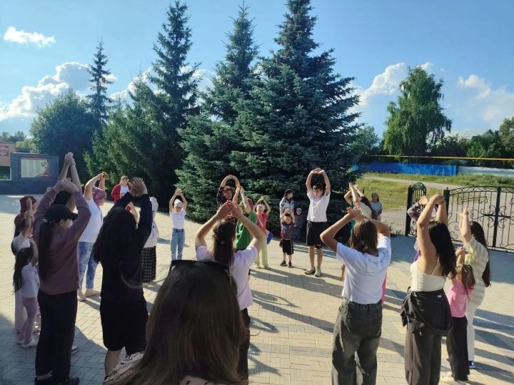 В Бакрчинском сельском доме культуры прошёл творческий день для детей и подростков