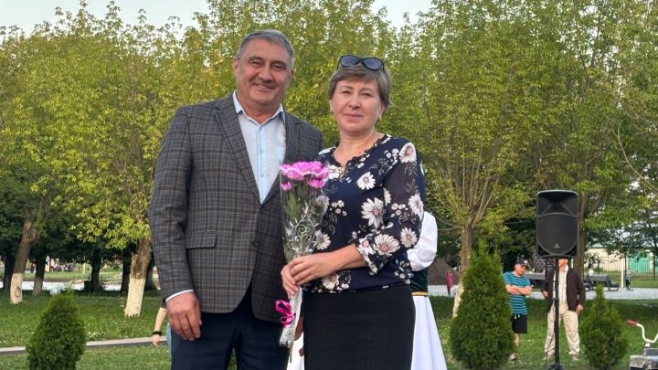 Апасның Үзәк ял паркында кичке концертлар дәвам итә