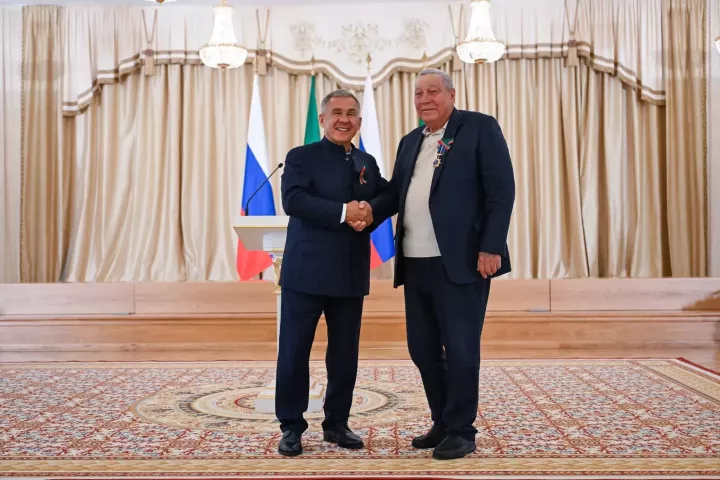 Райондашыбыз Хәмит Миңнегалиев “Дуслык” ордены белән бүләкләнде
